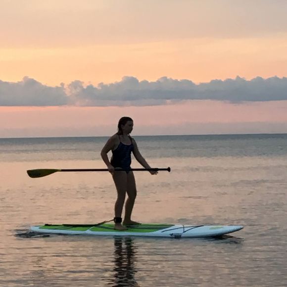 Meet your Posher, Jennifer - Picture 1 of 1